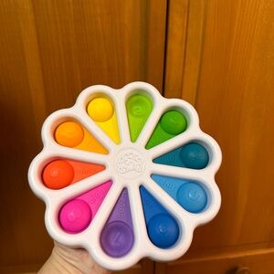 Fat Brain Pop Toy 🧠